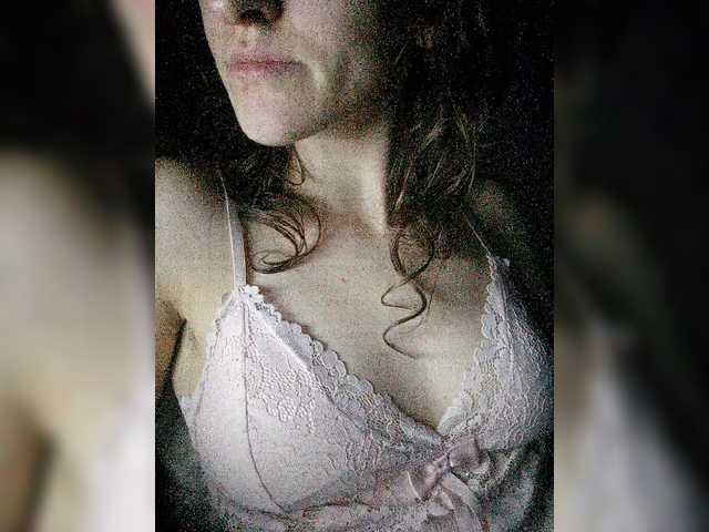 Seksownaczarnulka live cam on BongaCams