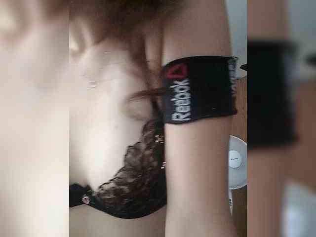 Seksownaczarnulka webcam