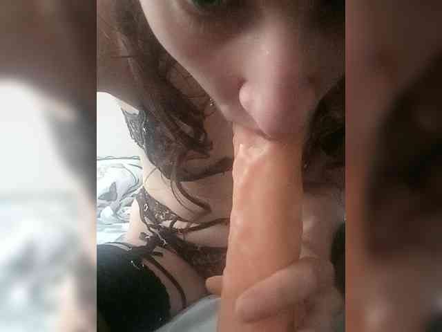 Seksownaczarnulka webcam
