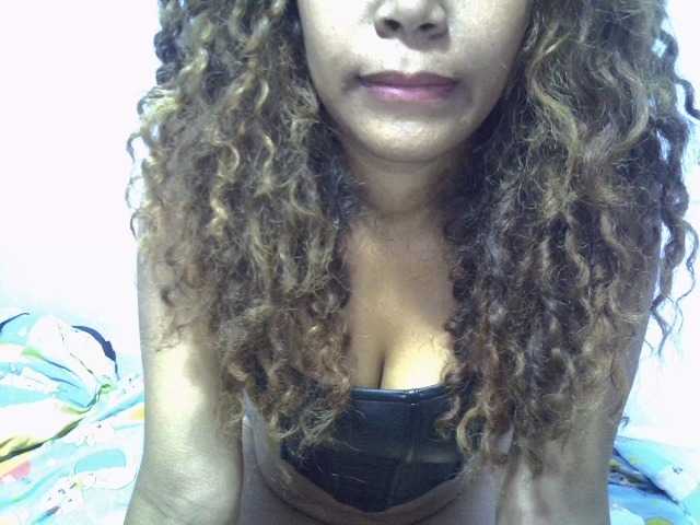 Aryah live cam on BongaCams