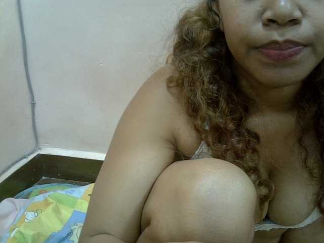 Aryah live cam on BongaCams