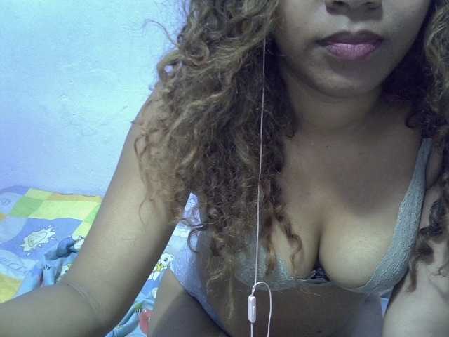 Aryah live cam on BongaCams