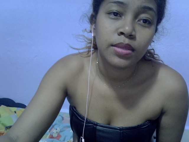 Aryah live cam on BongaCams
