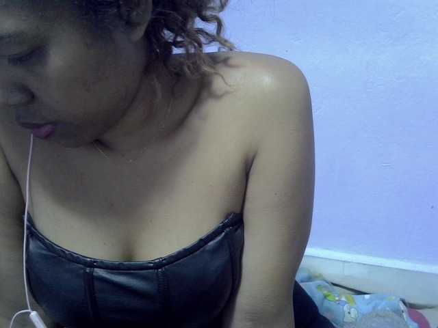 Aryah live cam on BongaCams