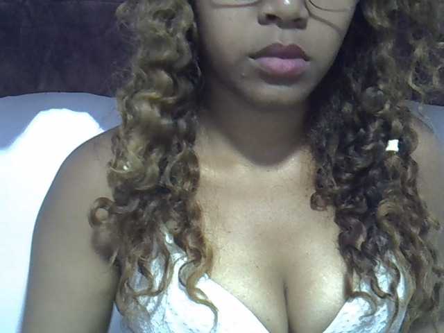 Aryah live cam on BongaCams
