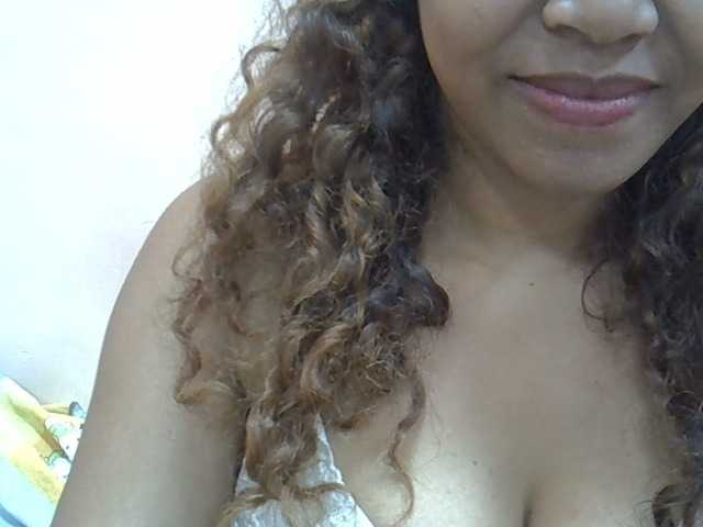 Aryah live cam on BongaCams