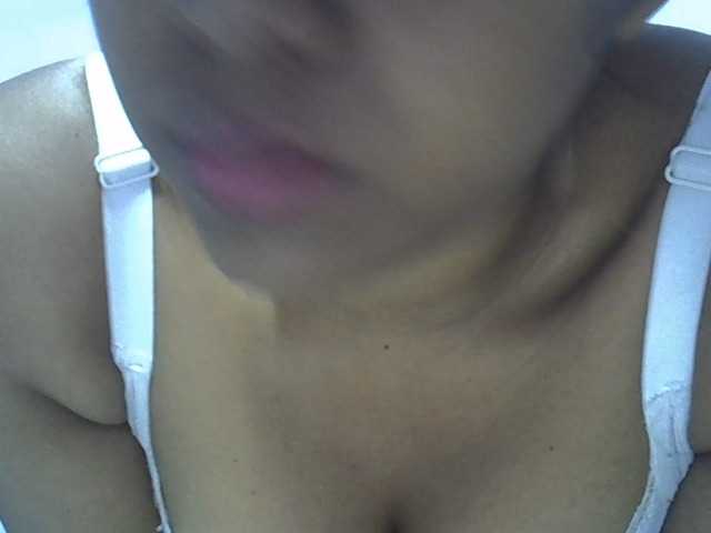 Aryah live cam on BongaCams