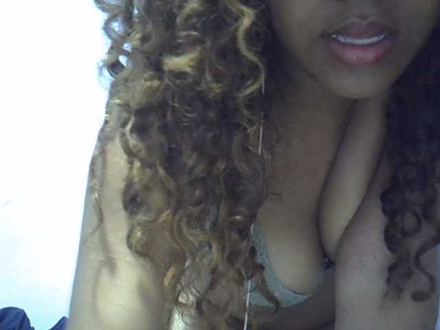 Camgirl Aryah sur Bongacams