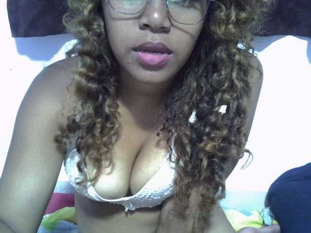Aryah live cam on BongaCams