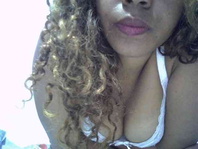 Aryah webcam