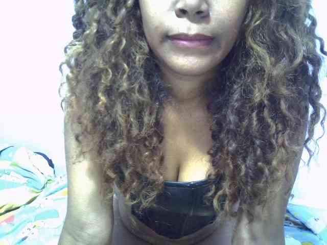 Aryah webcam