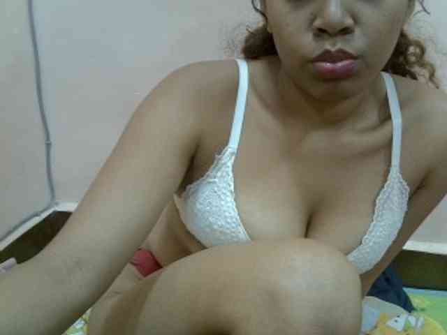 Aryah webcam