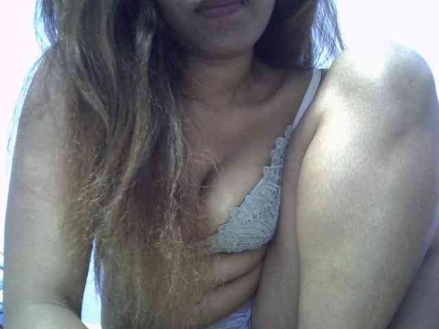 Aryah webcam