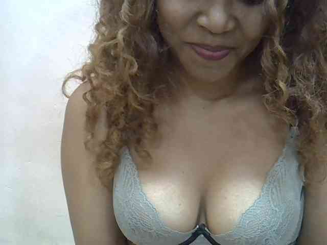 Aryah webcam