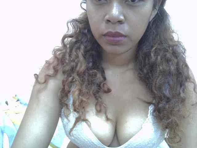 Aryah webcam
