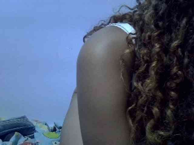 Aryah webcam