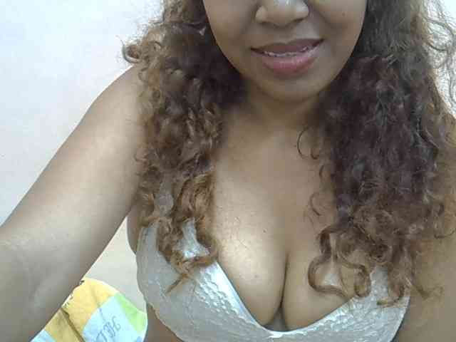 Aryah webcam