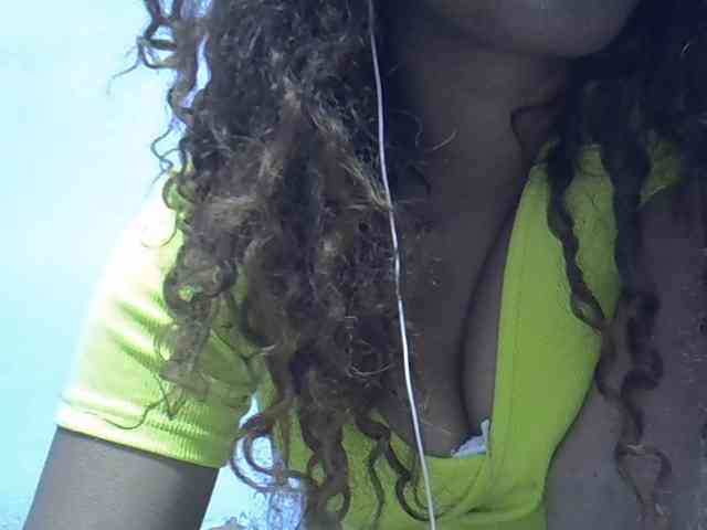 Aryah webcam