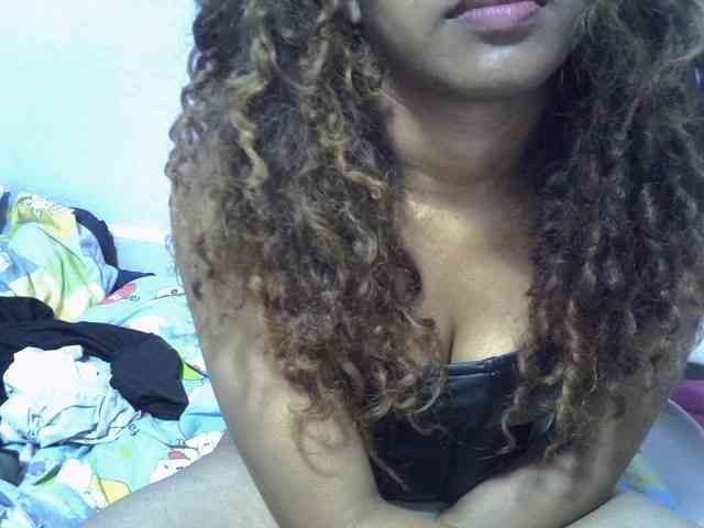 Aryah webcam