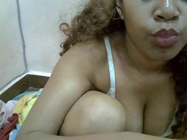 Aryah webcam