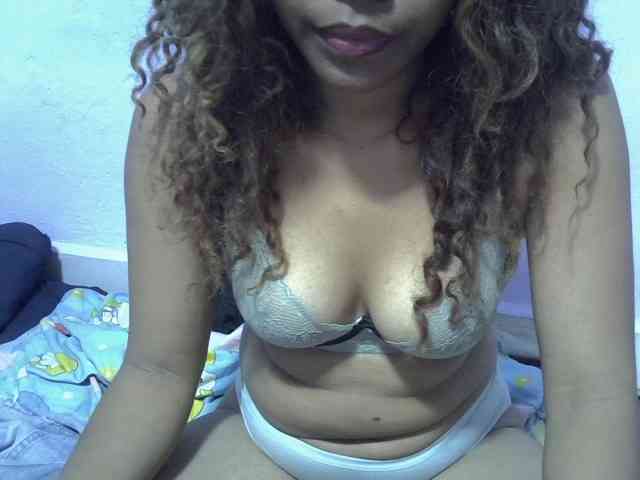 Aryah webcam