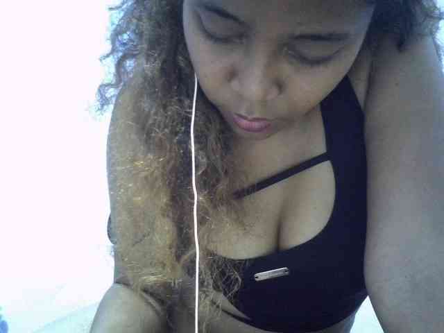 Aryah webcam