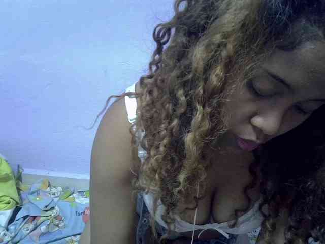 Aryah webcam