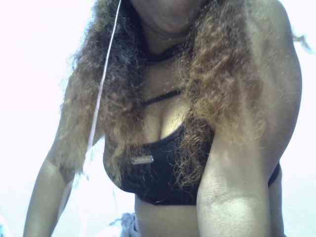 Aryah webcam