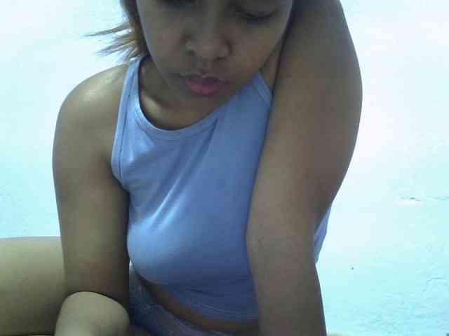 Aryah webcam