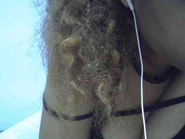 Aryah webcam
