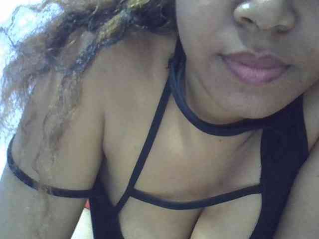Aryah webcam