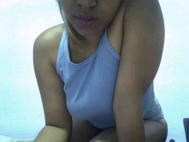 Aryah webcam