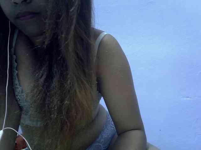 Aryah webcam