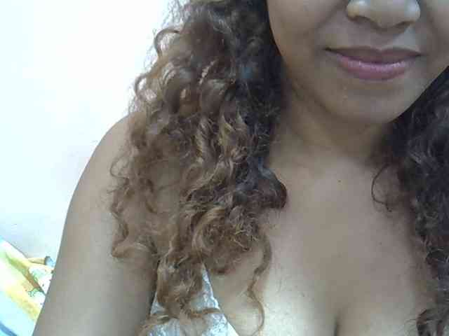 Aryah webcam