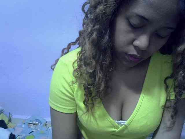 Aryah webcam