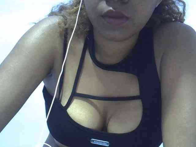 Aryah webcam