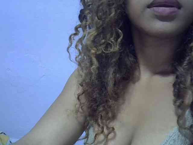 Aryah webcam