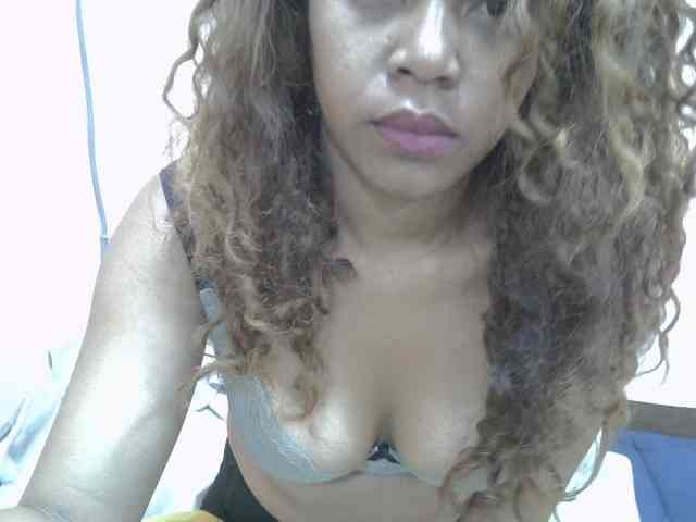 Aryah webcam
