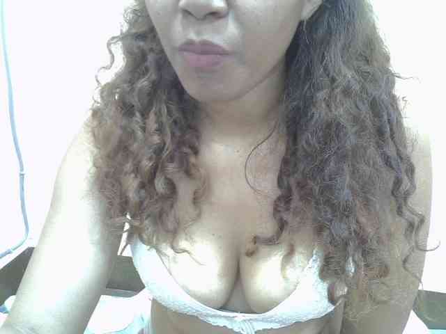 Aryah webcam