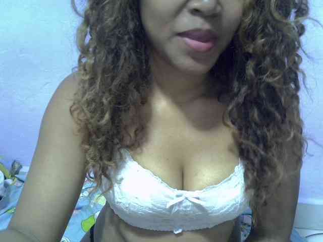 Aryah webcam