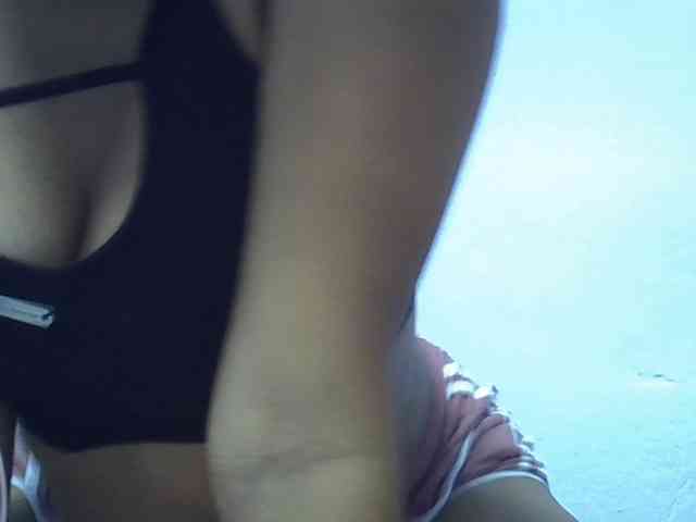 Aryah webcam