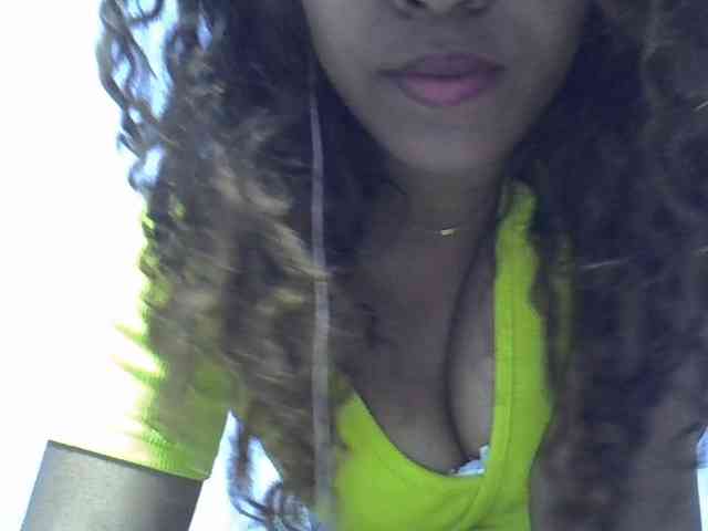 Aryah webcam