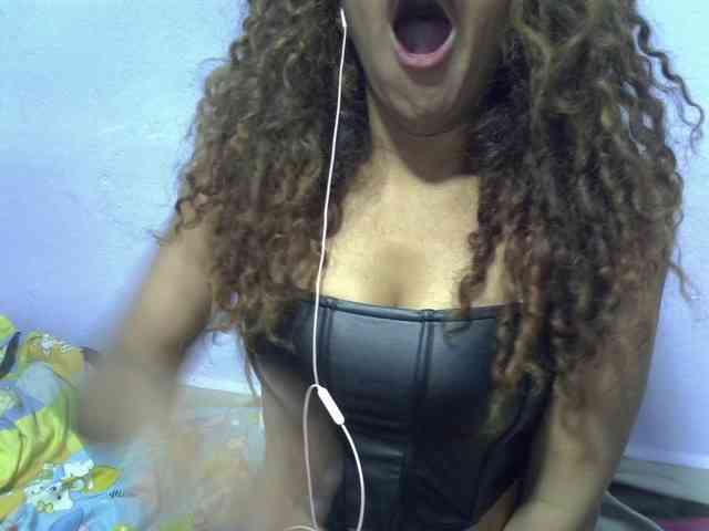 Aryah webcam