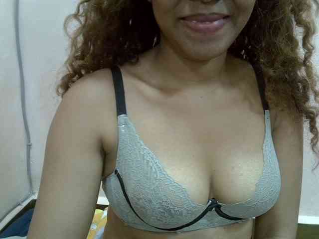 Aryah webcam