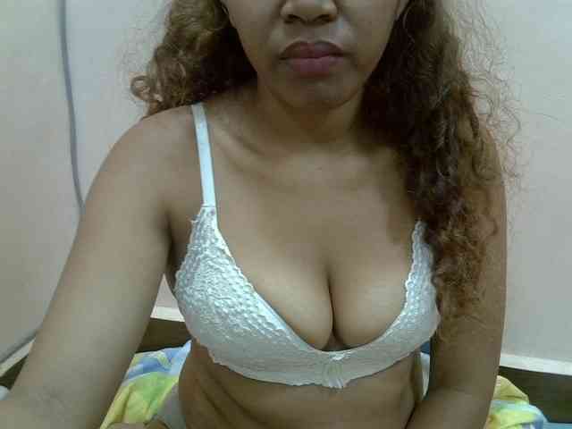 Aryah webcam