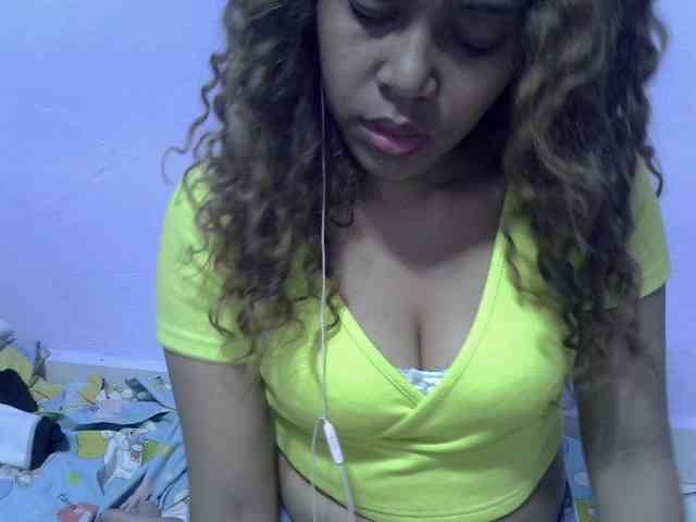 Aryah webcam
