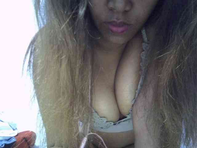 Aryah webcam