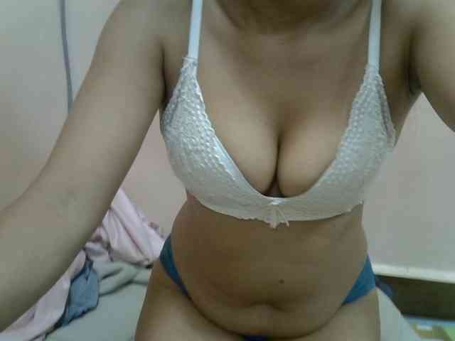 Aryah webcam