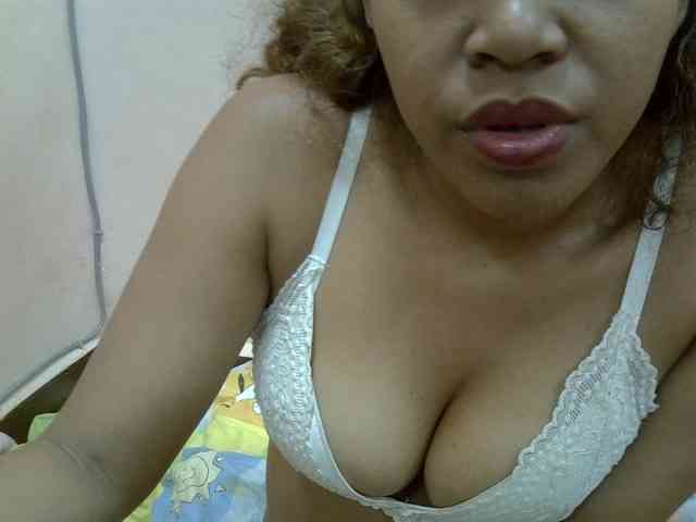 Aryah webcam