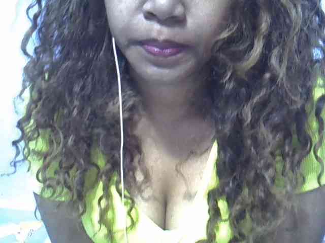 Aryah webcam